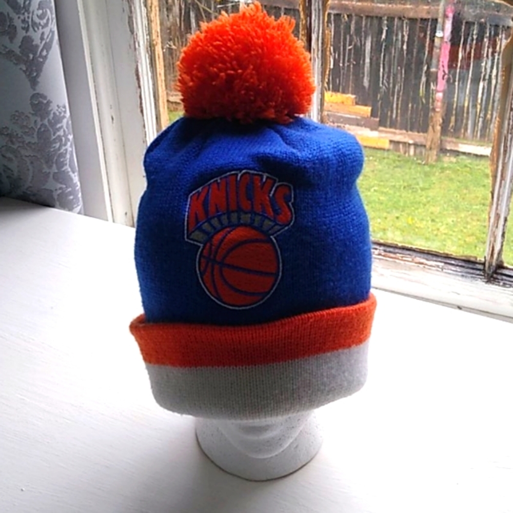Vintage New York Knicks Winter Pom Pom  Beanie